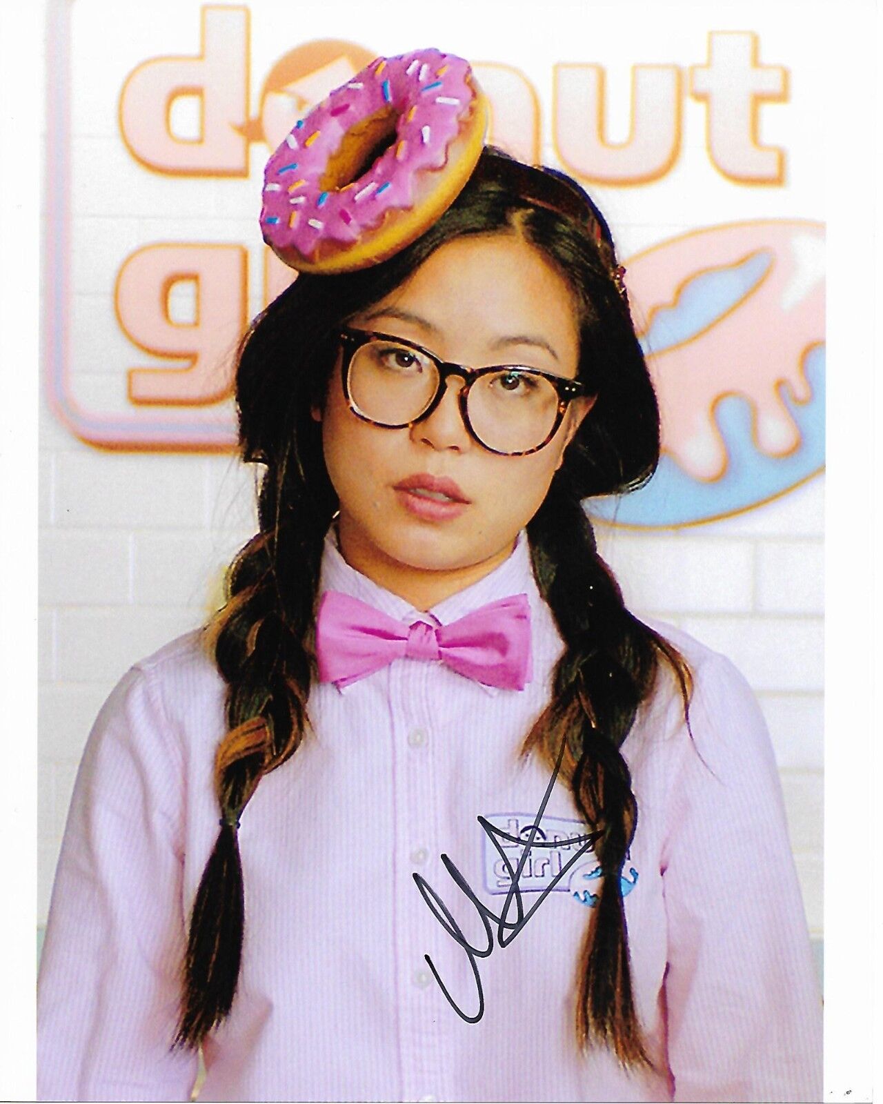 MICHELLE ANG UNDEREMPLOYED AUTOGRAPHED Photo Poster painting SIGNED 8X10 #1 SOPHIA