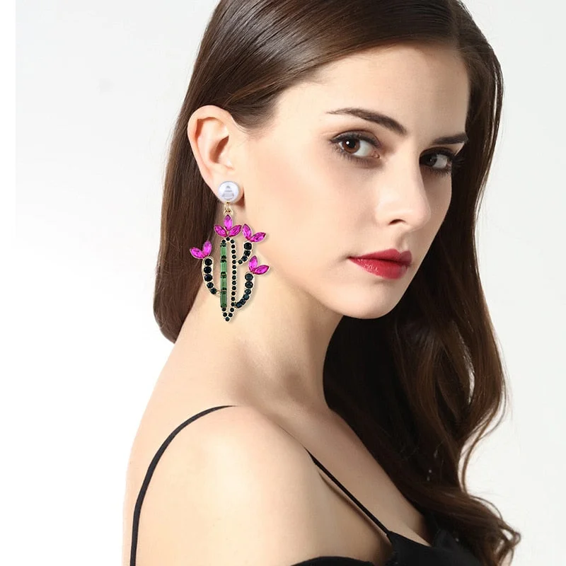 Dvacaman INS Fashion Green Color Beaded Cactus Drop Earrings for Women Boho Weave Rattan Cactus Round Earrings Statement Jewelry