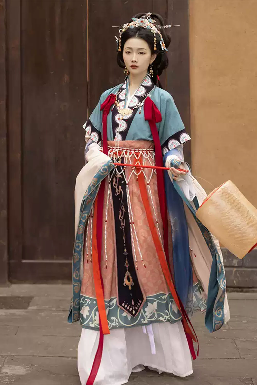 Modern Hanfu Green 6-Piece Set with Chinese Style and Luo Shen Theme - luoshen 洛神 Stupa Stones