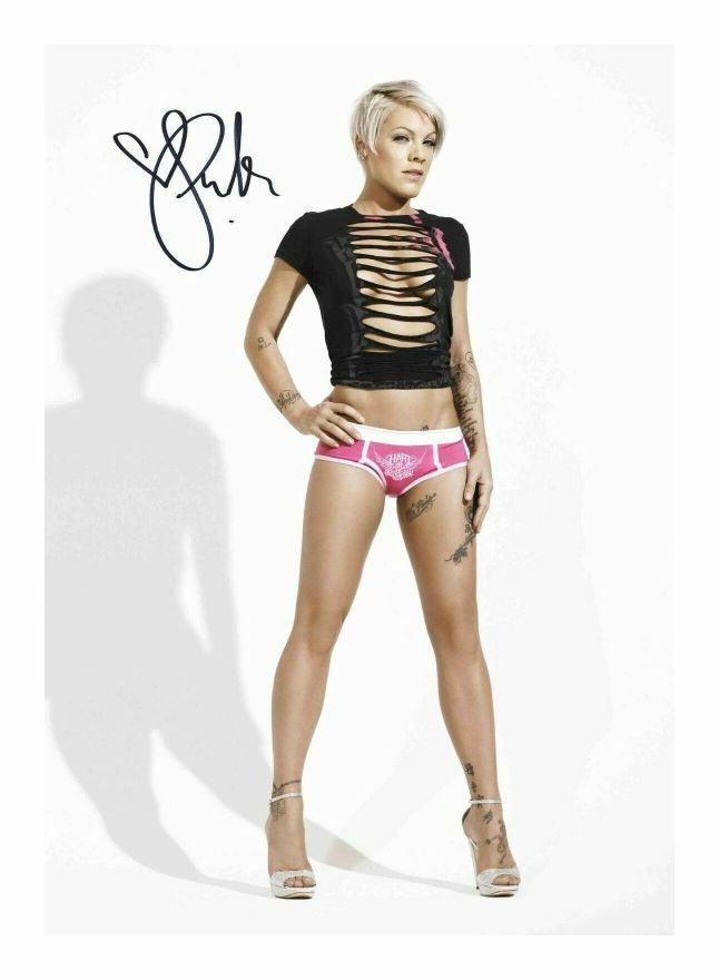 P!NK PINK AUTOGRAPH SIGNED PP Photo Poster painting POSTER
