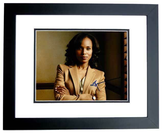 Kerry Washington Signed - Autographed SCANDAL 8x10 inch Photo Poster painting - FRAMED - COA