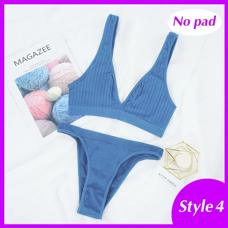 Women Seamless Bra Set Sexy Thong Low Waist Panties Wire Free Bra Push Up Bralette Lingerie Deep V Backless Underwear Set