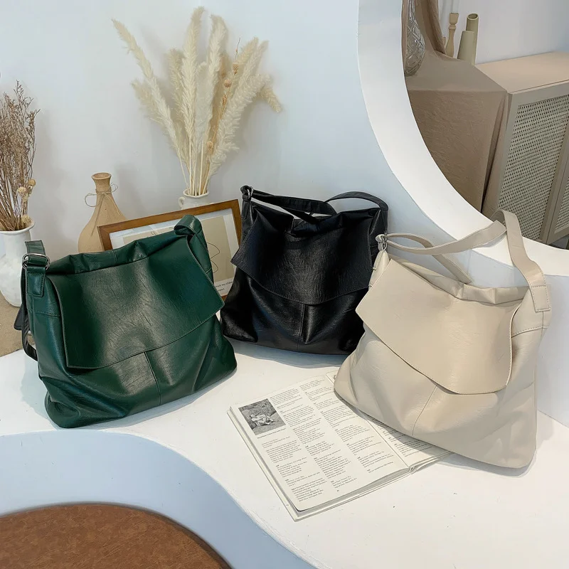 Vintage Crossbody Single Shoulder Large Capacity Simple Tote