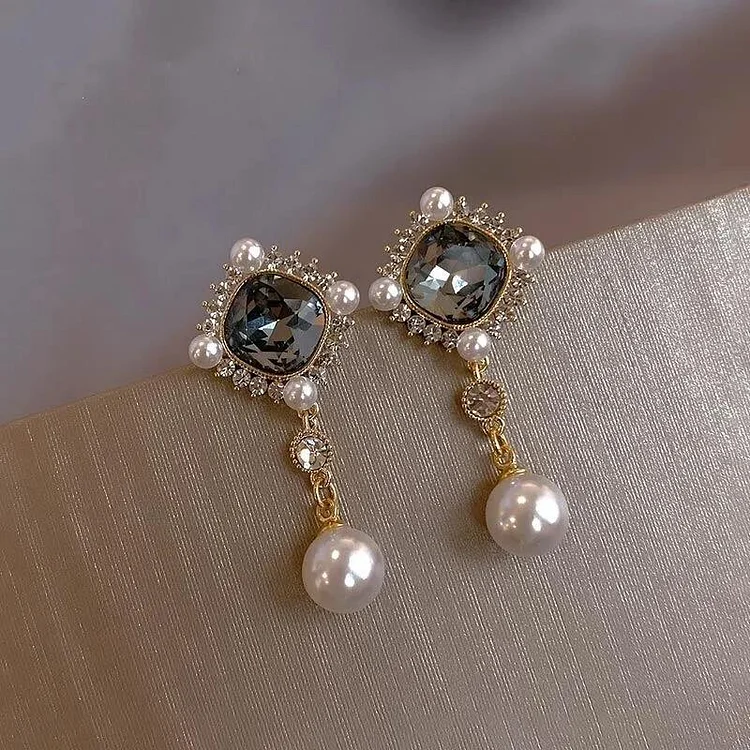 Square Diamond Pearl Earrings
