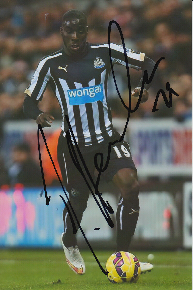 NEWCASTLE HAND SIGNED MASSADIO HAIDARA 6X4 Photo Poster painting 3.