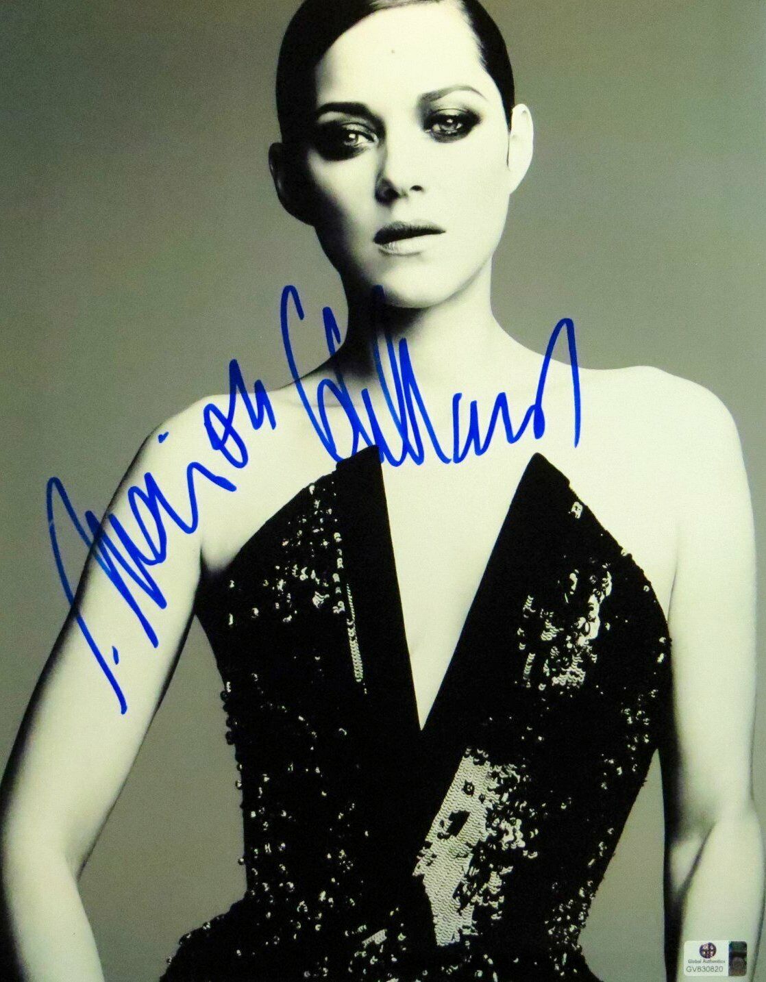 Marion Cotillard Signed Autographed 11X14 Photo Poster painting Gorgeous Sexy B/W Classic 830820