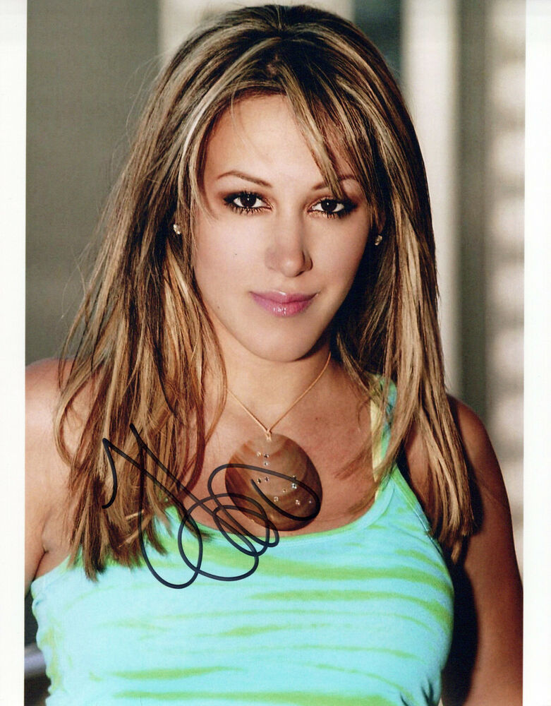 Haylie Duff glamour shot autographed Photo Poster painting signed 8x10 #6