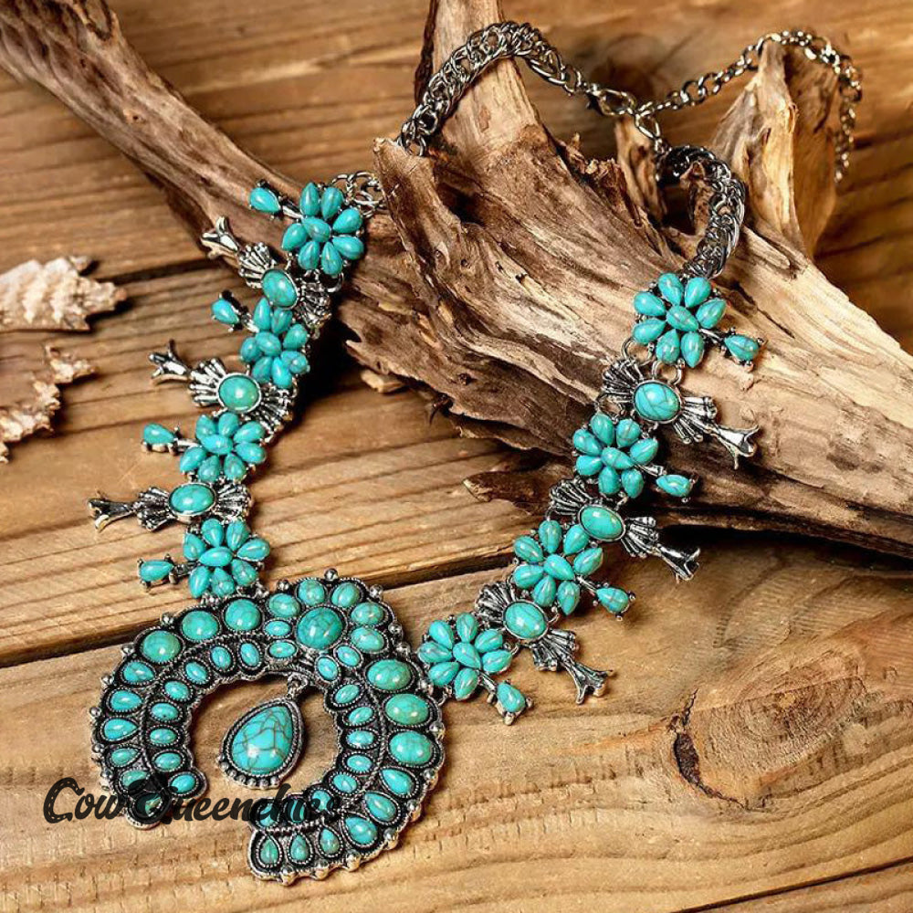 Turquoise Flower Pendant Alloy Necklace Green / Round