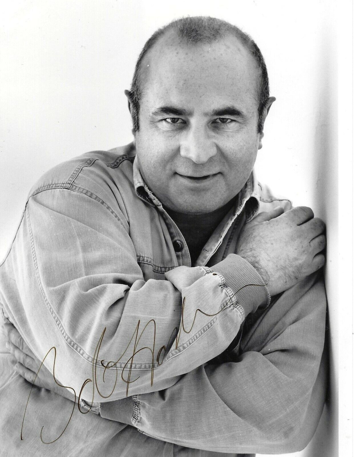 BOB HOSKINS SIGNED 8x6 Photo Poster painting UACC & AFTAL RD AUTOGRAPH