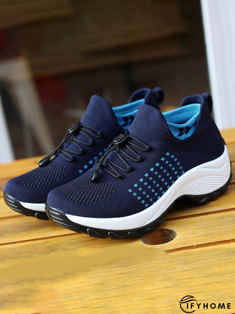 Lightweight Breathable Flyknit Woven Shoes | IFYHOME