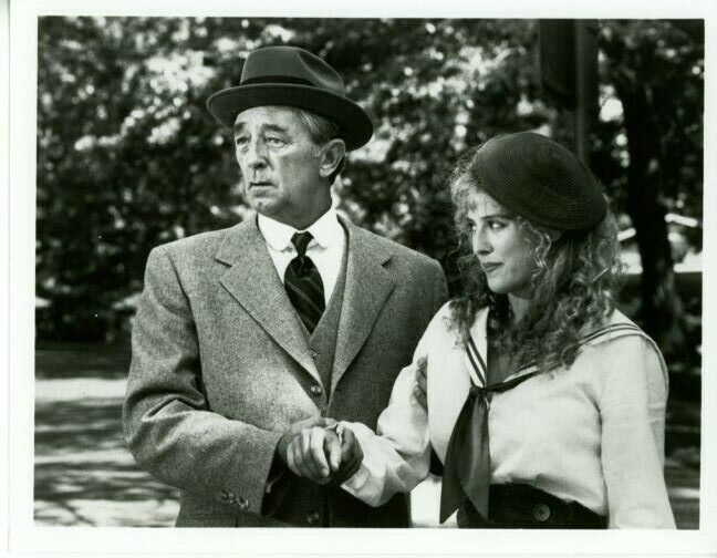 Robert Mitchum Virginia Madsen Hearst Davies Affair Original 7x9 Press Photo Poster painting