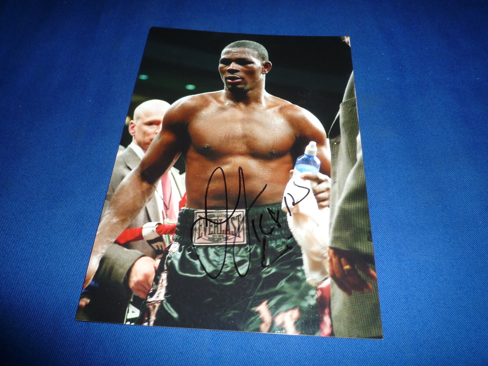 JERMAIN TAYLOR signed autograph 6x8 (15x21cm) In Person BOXING CHAMPION