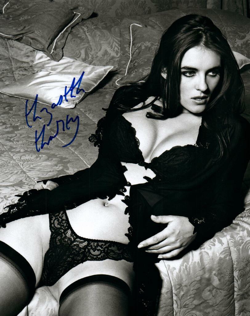 Elizabeth Hurley autographed 8x10 Picture signed Photo Poster painting and COA