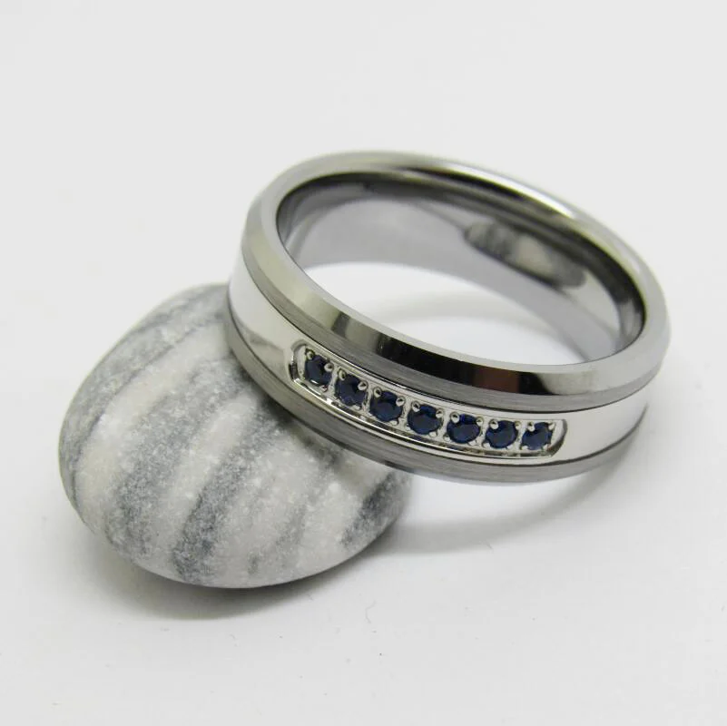 6MM 8MM Mens Tungsten Carbide Rings White Tungsten Carbon Fiber Polished Beveled Edge CZ Stone Channel