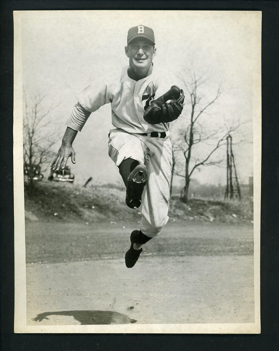 Boston Braves player action fielding pose circa 1940 's Press Original Photo Poster painting
