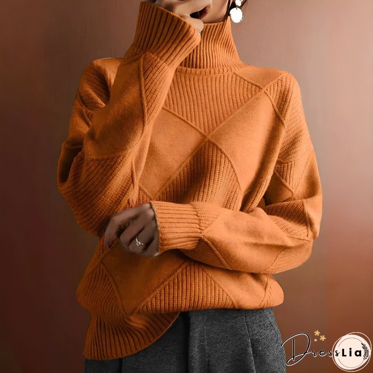 Fashionable and Minimalist winter Pullover