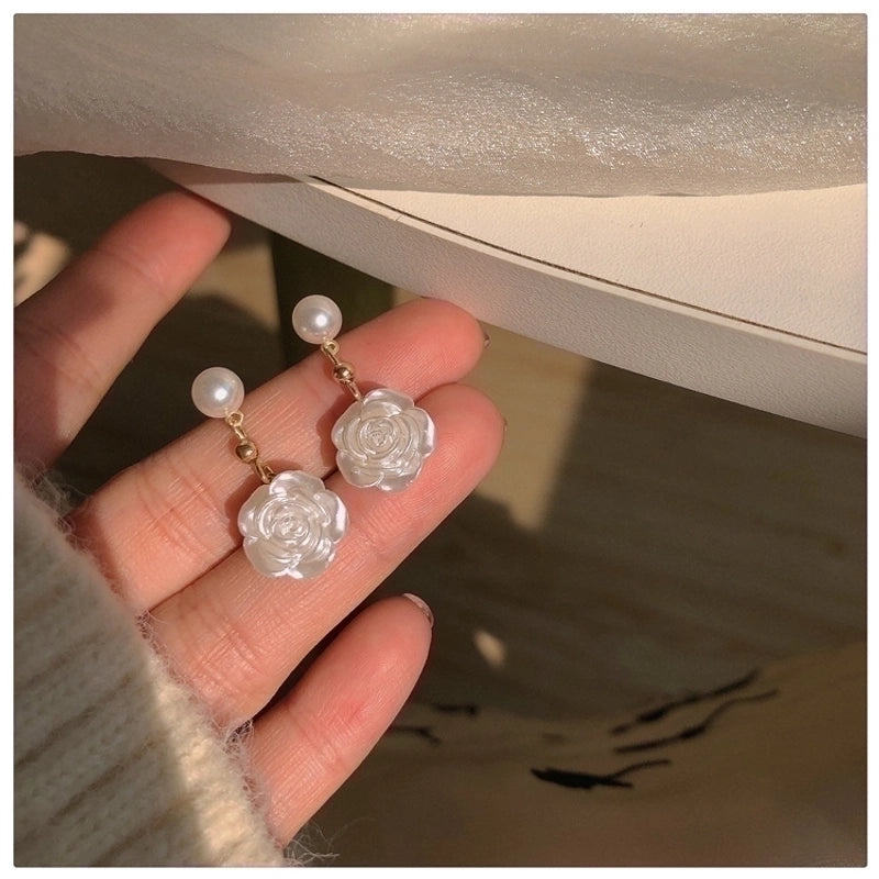 1 Pair Elegant Sweet Square Heart Shape Bow Knot Inlay Imitation Pearl Alloy Rhinestones Earrings