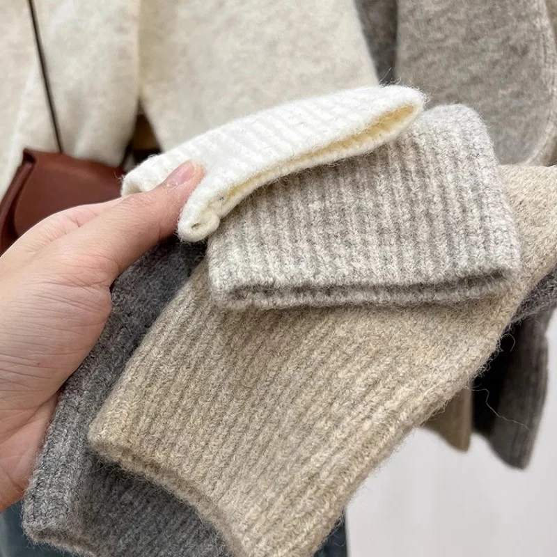 Uveng Uveng Soft Collar Knitted Knitted Women's Autumn Winter New Temperament Jacket Sweater Inside The Bottom Shirt Top