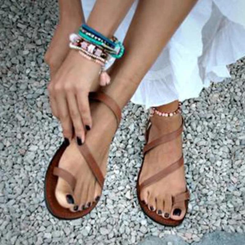 Fashion Toe Ring Flat Strappy Sandals For Women