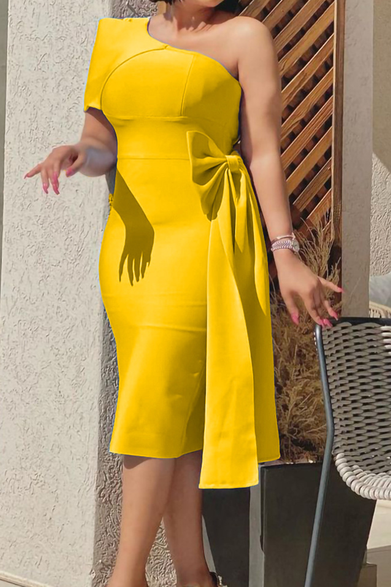 Yellow Sexy Solid Patchwork One Shoulder Pencil Skirt Dresses | EGEMISS