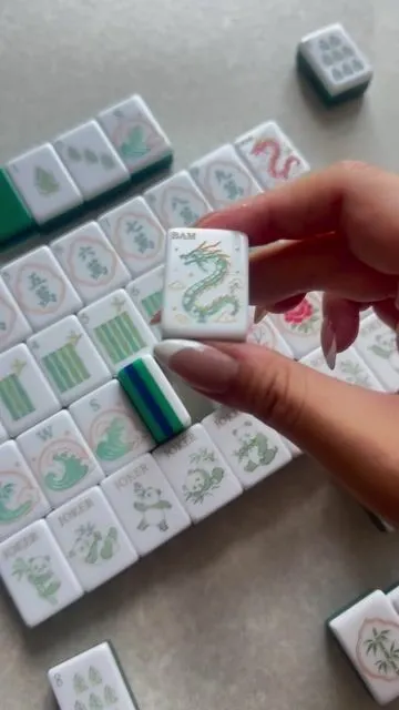 Panda Joker American Mahjong Set 4-Layer &mdash; 160 Tiles