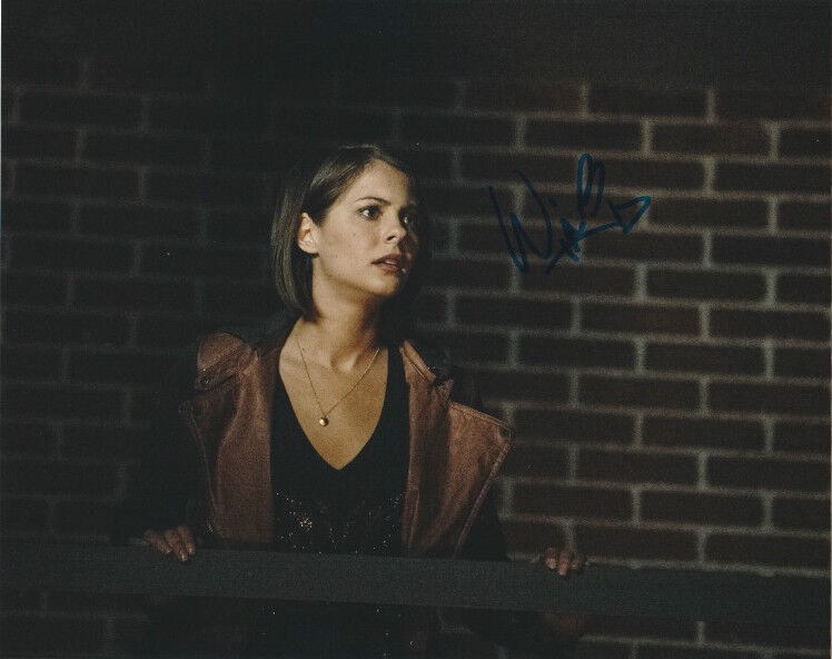 Arrow Willa Holland Autographed Signed 8x10 Photo Poster painting COA