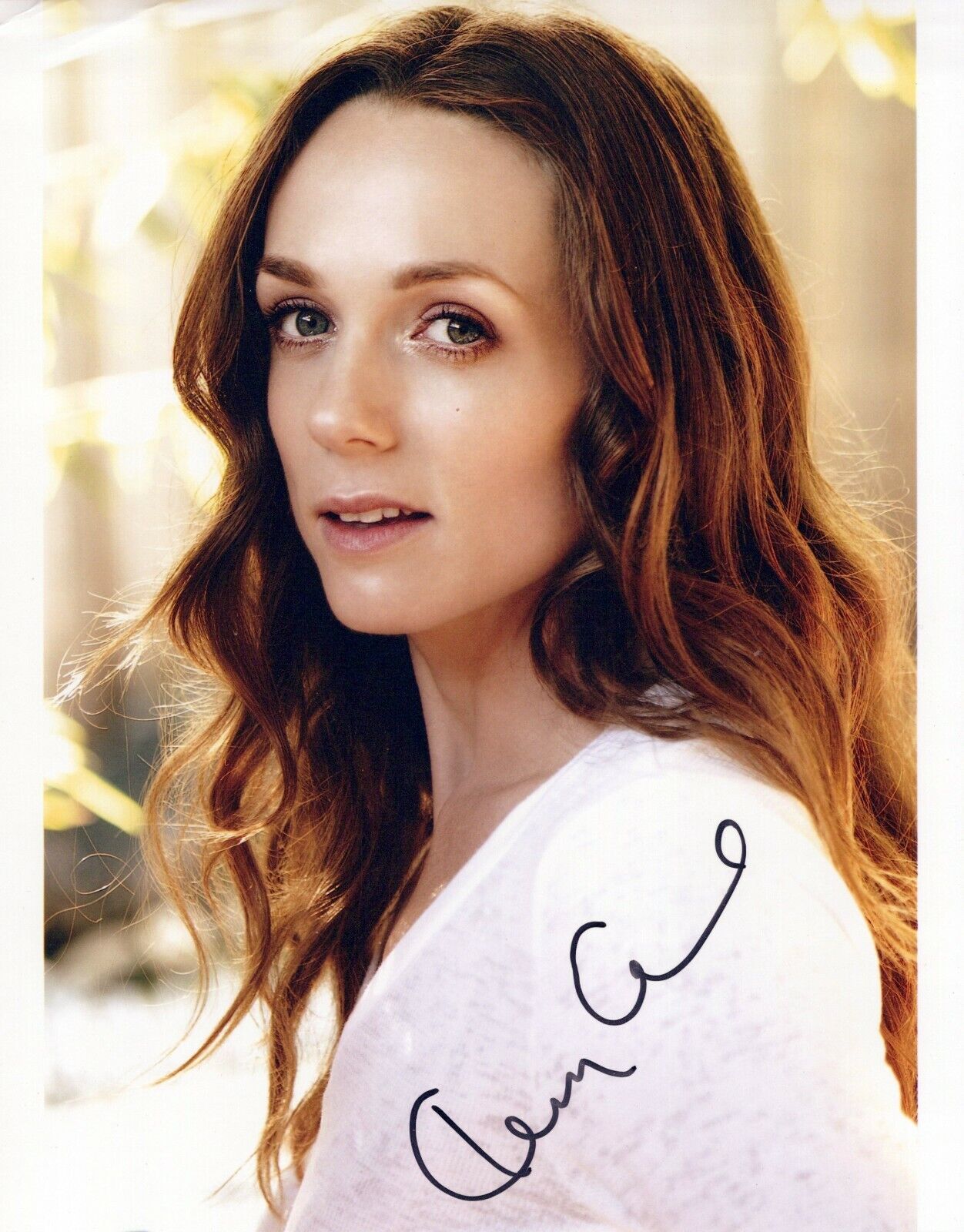 Kerry Condon head shot autographed Photo Poster painting signed 8x10 #1 bent upper left corner