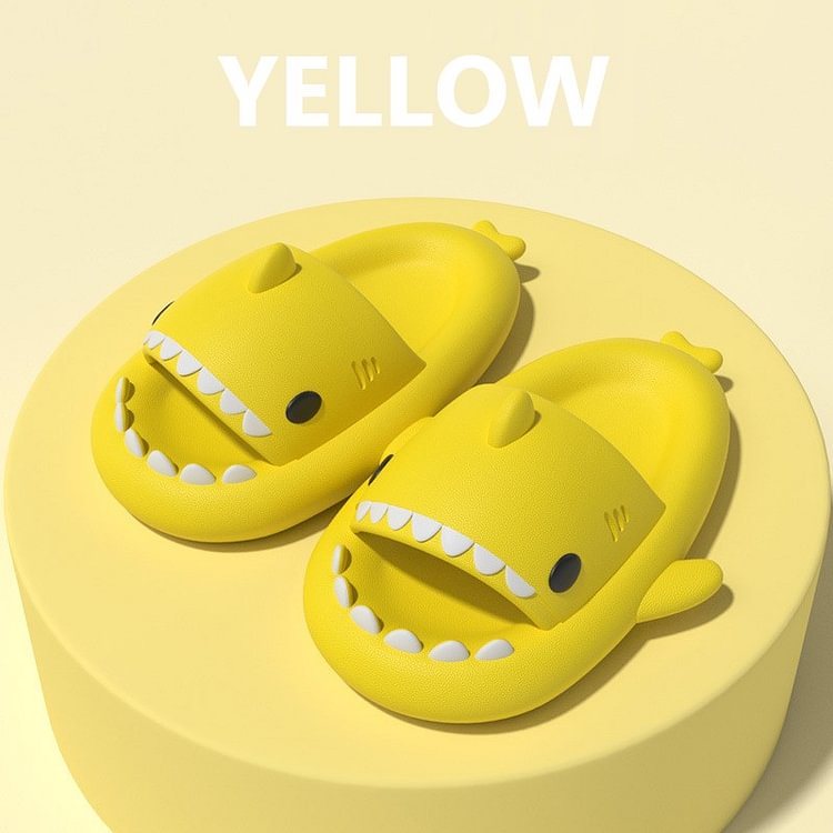 Distantlion™-Comfy Cloud Shark Slides