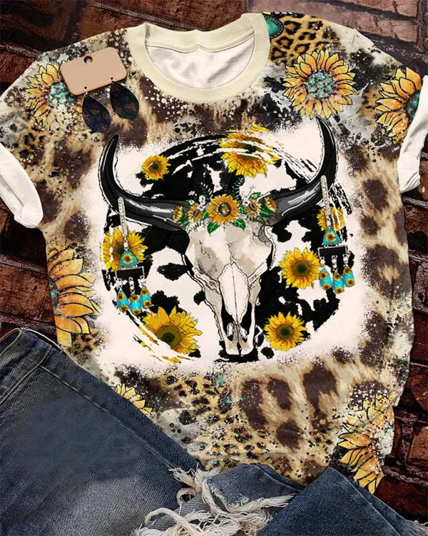 Bull Skull With Sunflower Bleached T-Shirt