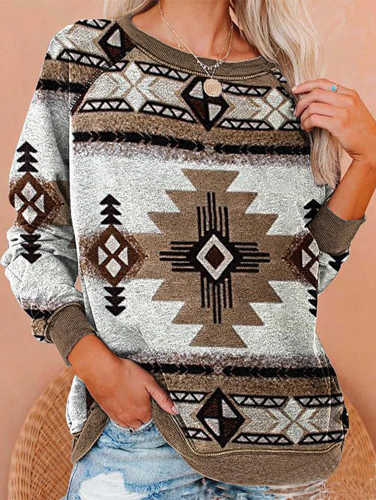Contrast Trim Round Neck Tribal Pattern Top