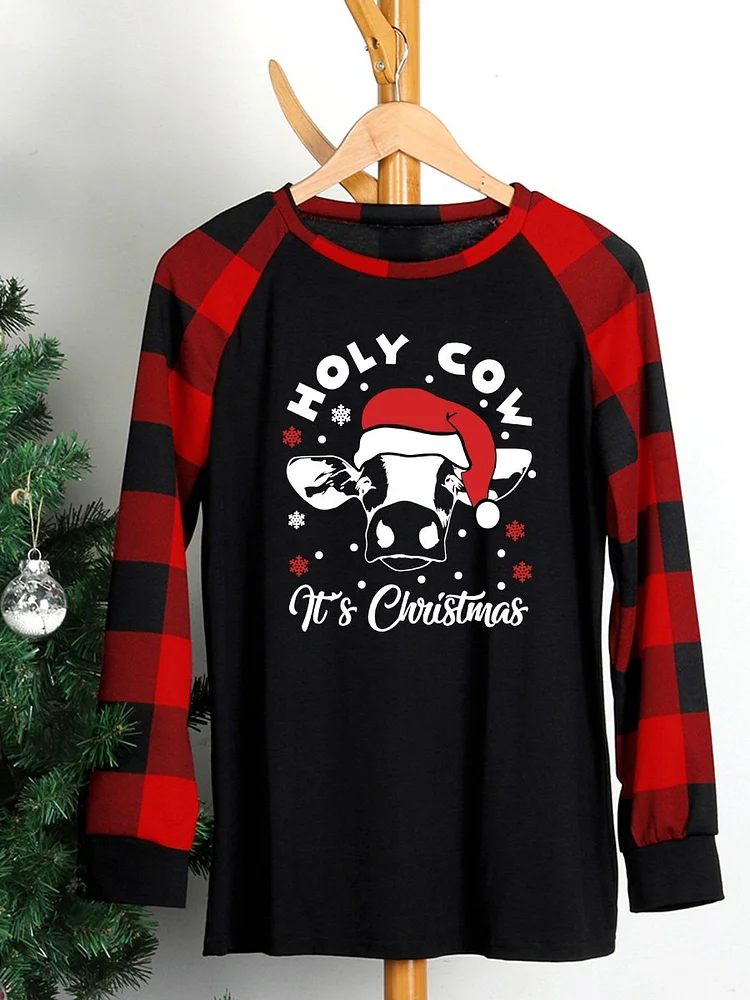Holy cow it's christmas sweatshirt-614959-Annaletters