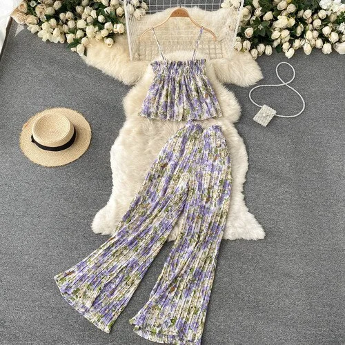 Dubeyi Bohemian Women Printed Two Piece Set Summer Vacation Beach Slash Neck Short Tops + Flare Pants Pleated Suits Female 2021 New