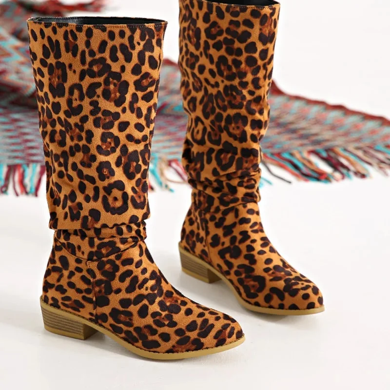 Casual and supportive orthopedic Boots