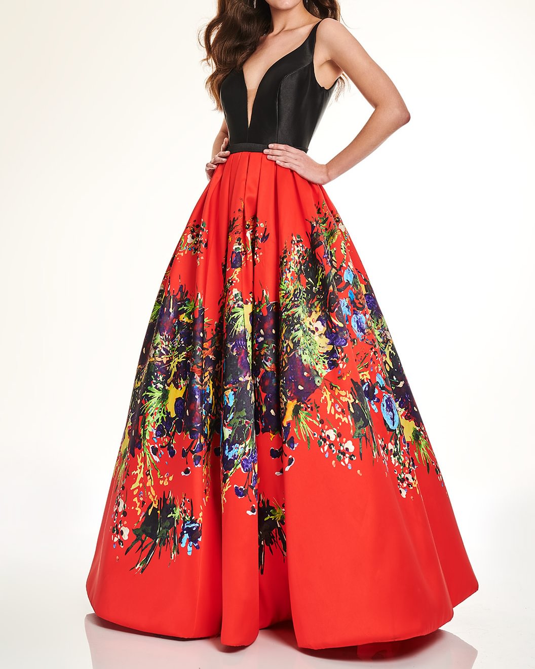 Long Printed Dress With Solid Color Bodice and Open Back