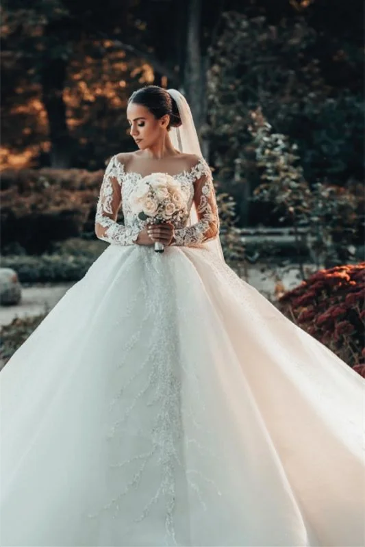 Daisda Off-The-Shoulder Ball Gown Lace Wedding Dress