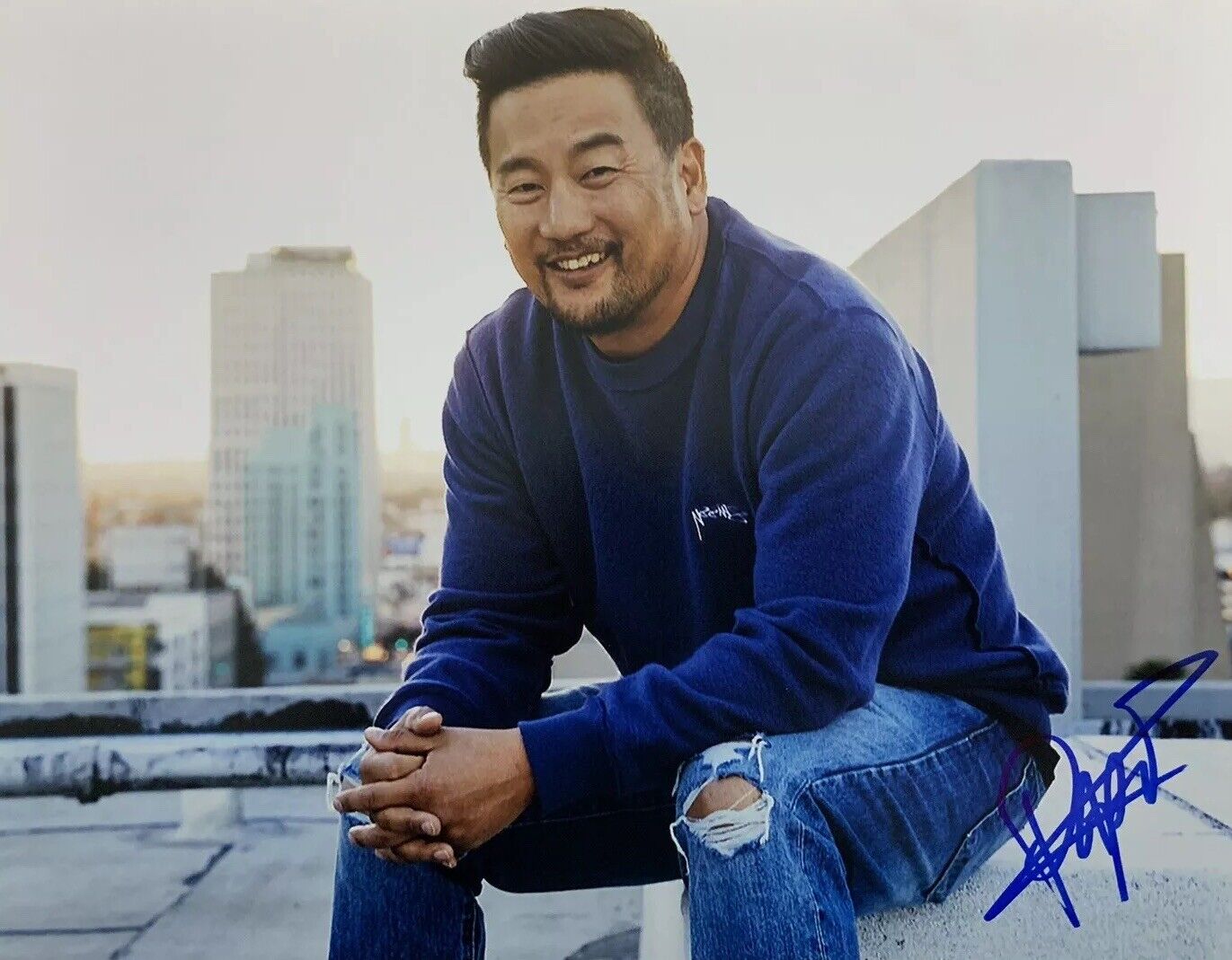 ROY CHOI SIGNED 8x10 Photo Poster painting KOGI TELEVISION SHOW CHEF FOOD AUTOGRAPHED AUTHENTIC