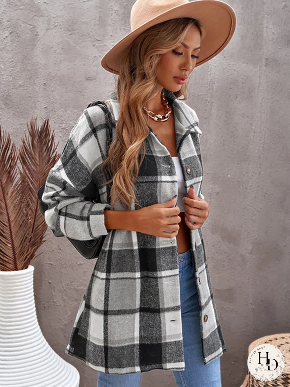 Women Plaid Print Buttoned Shirt Jacket