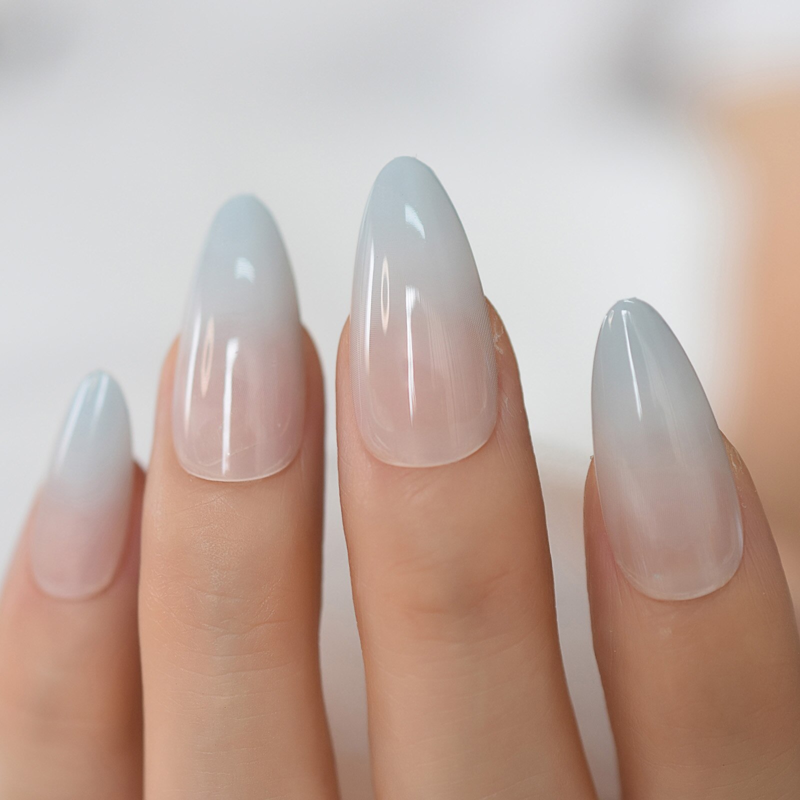 Churchf Ombre Nails Women Nails Fake Metallic Medium Stiletto Nude Pink ...