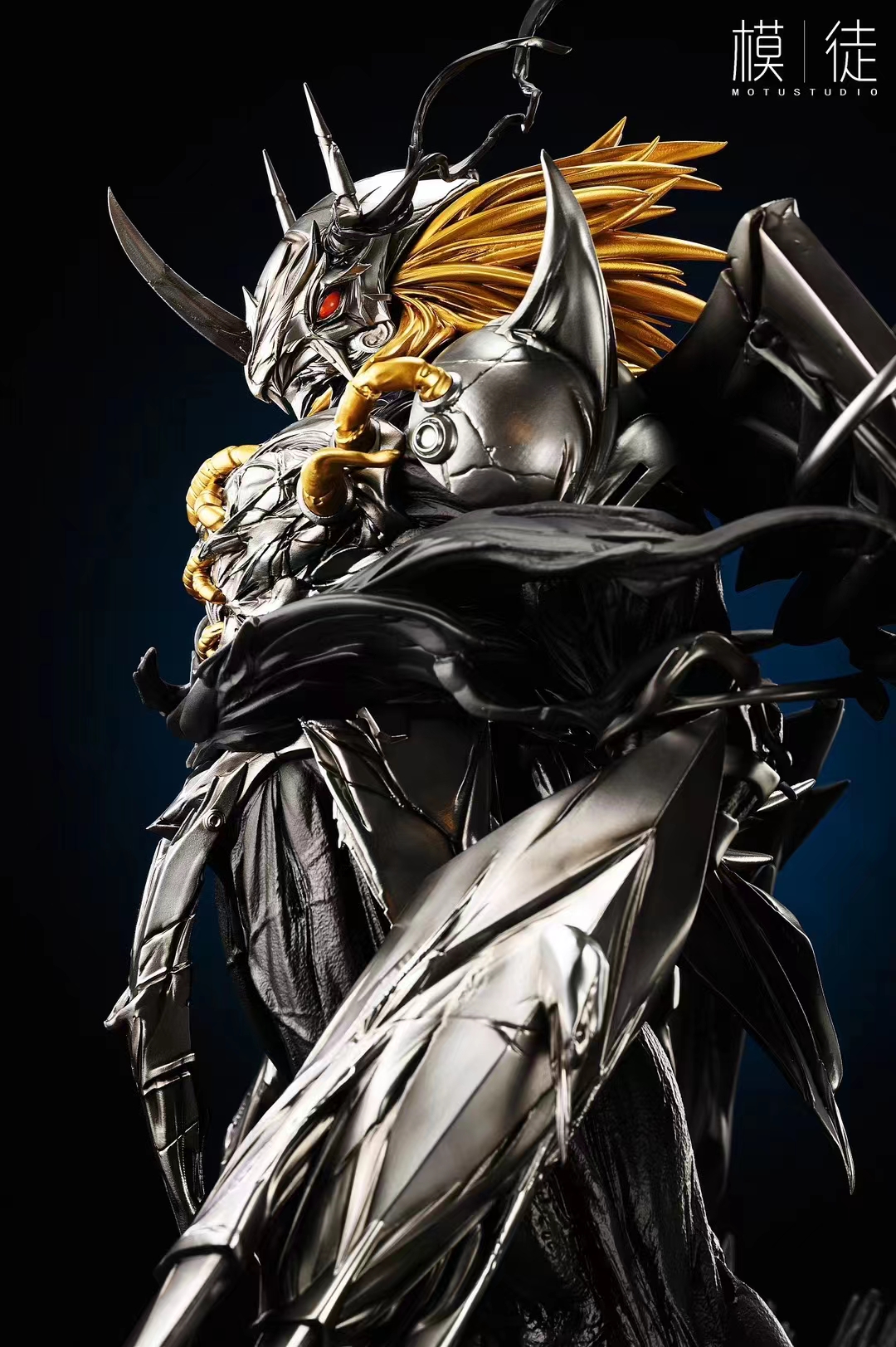 In-stock MT Studio - Digimon Black War Greymon 1/4 & 1/6 & 1/8 Statue(GK)-
