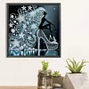Elegante Dame - speziell geformte Diamond Painting - 30*30cm