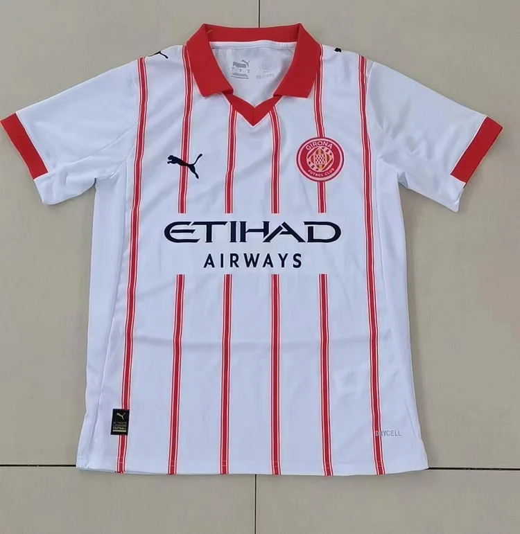 Fans 25-26 Girona home jersey