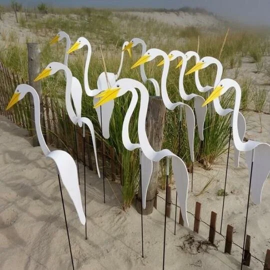 🦩 Swirl Bird 🦩 A whimsical and dynamic bird that spins with the slight