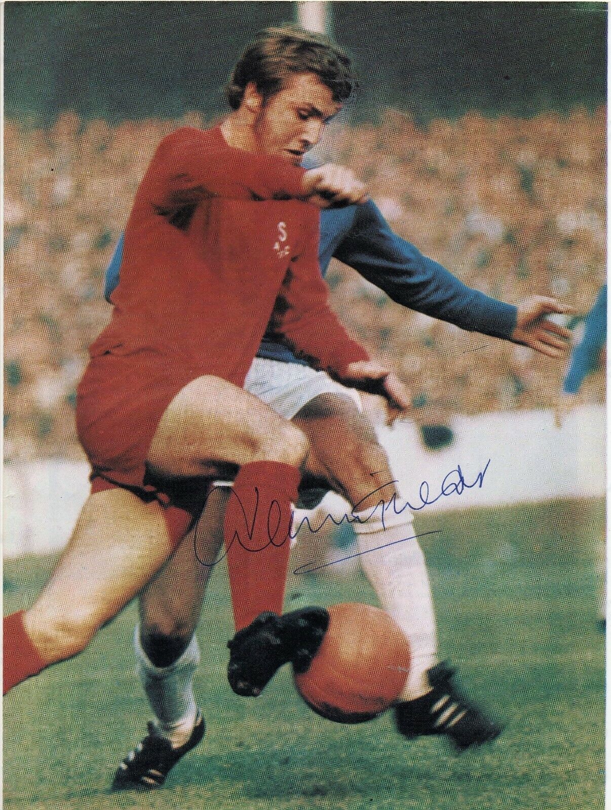 SUNDERLAND - FOOTBALL - DENNIS TUEART personally signed mag pic - 8 x 10