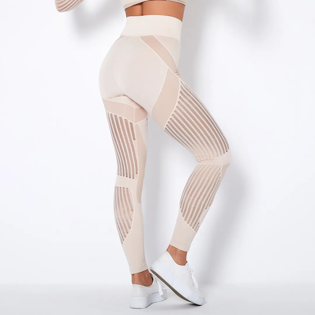 white yoga pants with pockets 