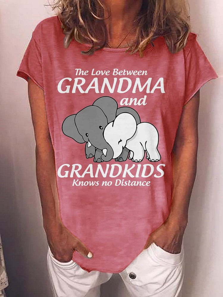 Bestdealfriday The Love Between Grandma And Grandkids Knows No Distance Graphic Round Neck Short Sleeve Tee