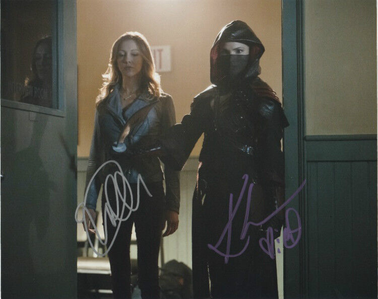 Katrina Law Katie Cassidy Arrow Autographed Signed 8x10 Photo Poster painting