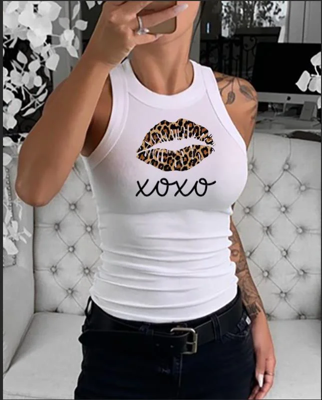 Lip print crew neck vest