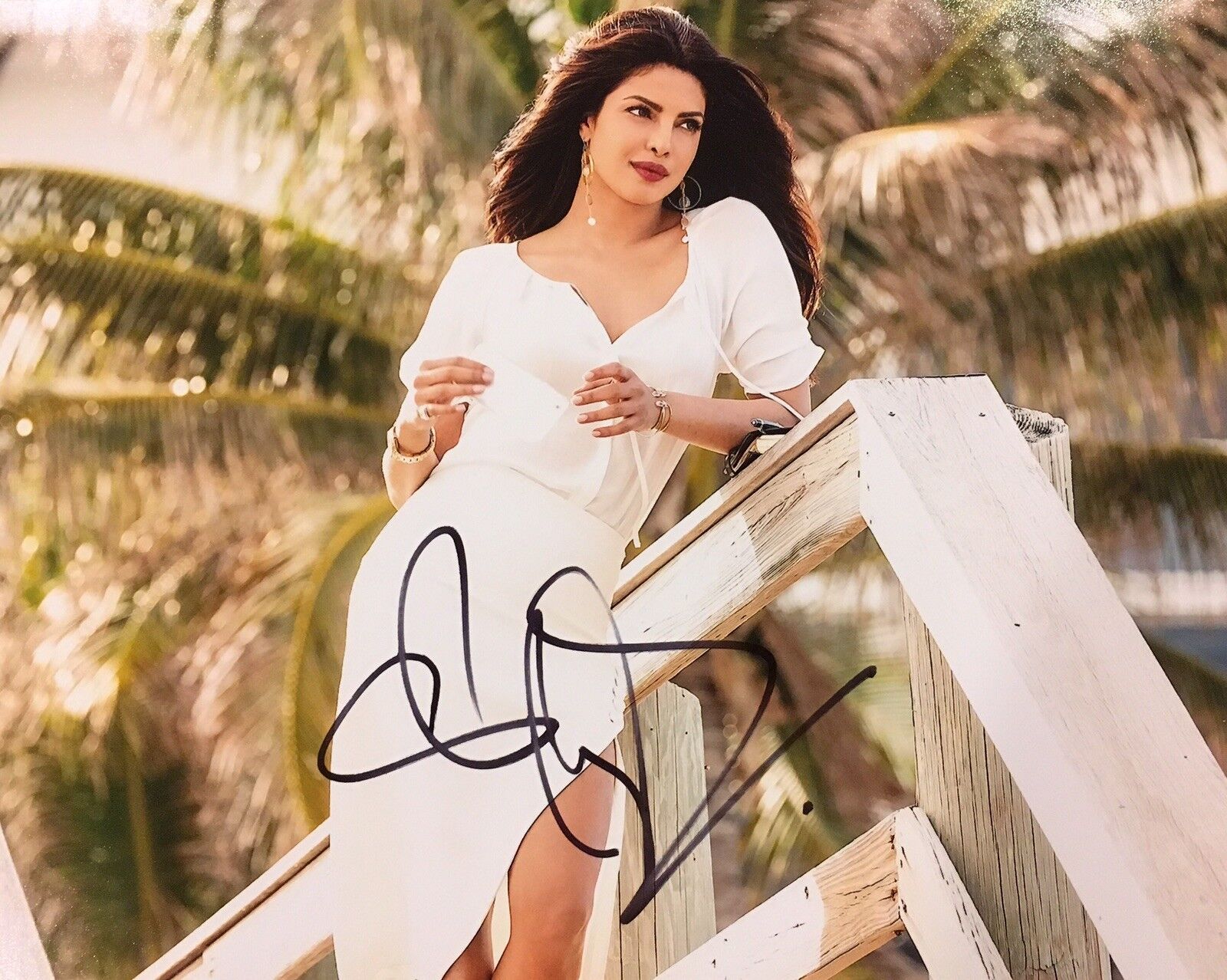 PROOF! PRIYANKA CHOPRA Signed Autographed 8x10 Photo Poster painting Baywatch Quantico