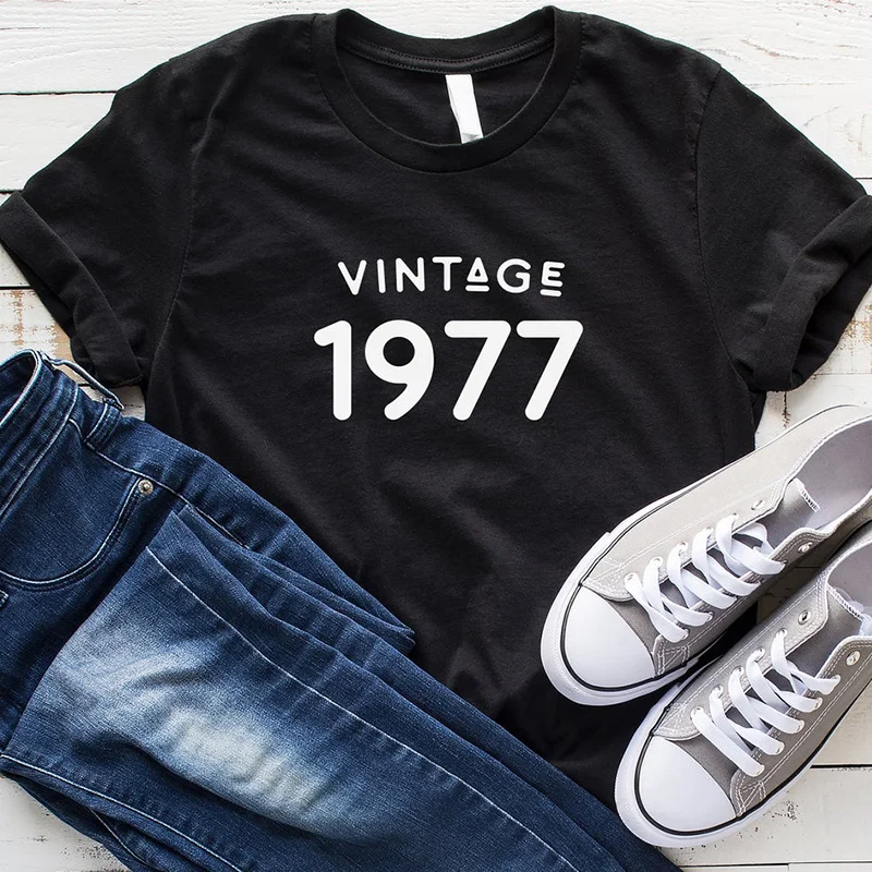 Vintage 1977 T-Shirt Women 45 Years Old 45th Birthday Gift Girls Mom Wife Daughter Party Top Tshirt Cotton Streetwear Tee Shirt