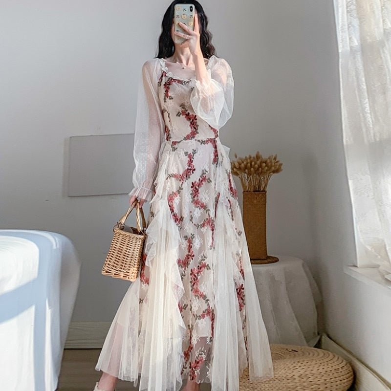 French Mesh Vintage Dress Women Fashion Elegant Embroidery Flowers Square Collar Long Sleeve Ruffles Fairy Party Dress Female